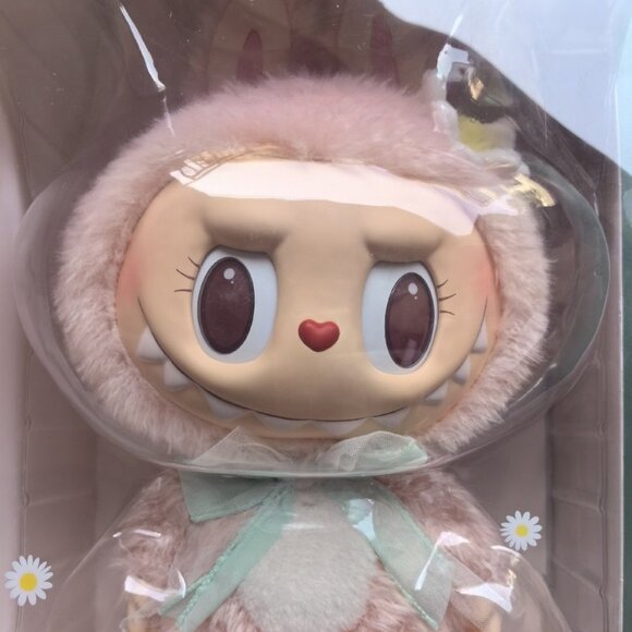 NEW - (LARGE) Mokoko "Close to Sweet" Vinyl Plush Doll – Pop Mart The Monsters - Picture 2 of 7